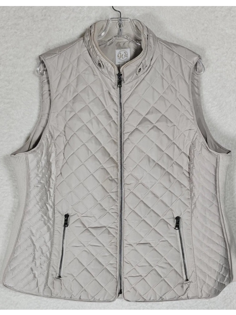 NWT WESTPORT IVORY QUILTED VEST GREAT WITH ALL YOUR OUTFITS
